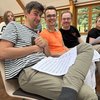 Der Tenor hat sichtlich Freude